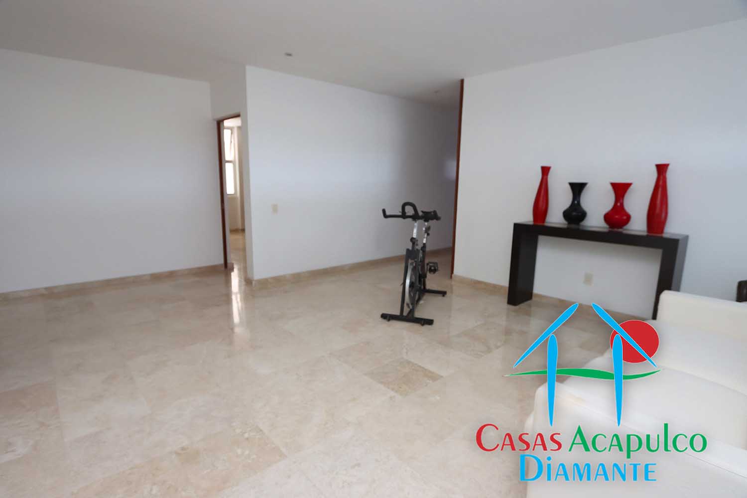 EOS 503 - Sala de televisión 2